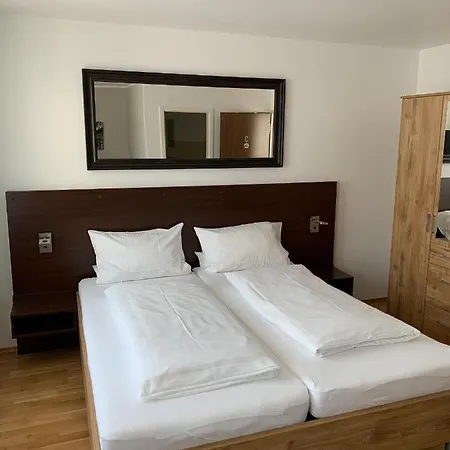 A3 Hotel 2*